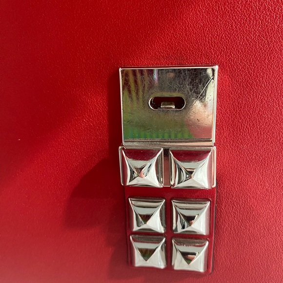 Authentic red Prada Elektra bag in excellent condition with minimal wear. - Picture 9 of 15